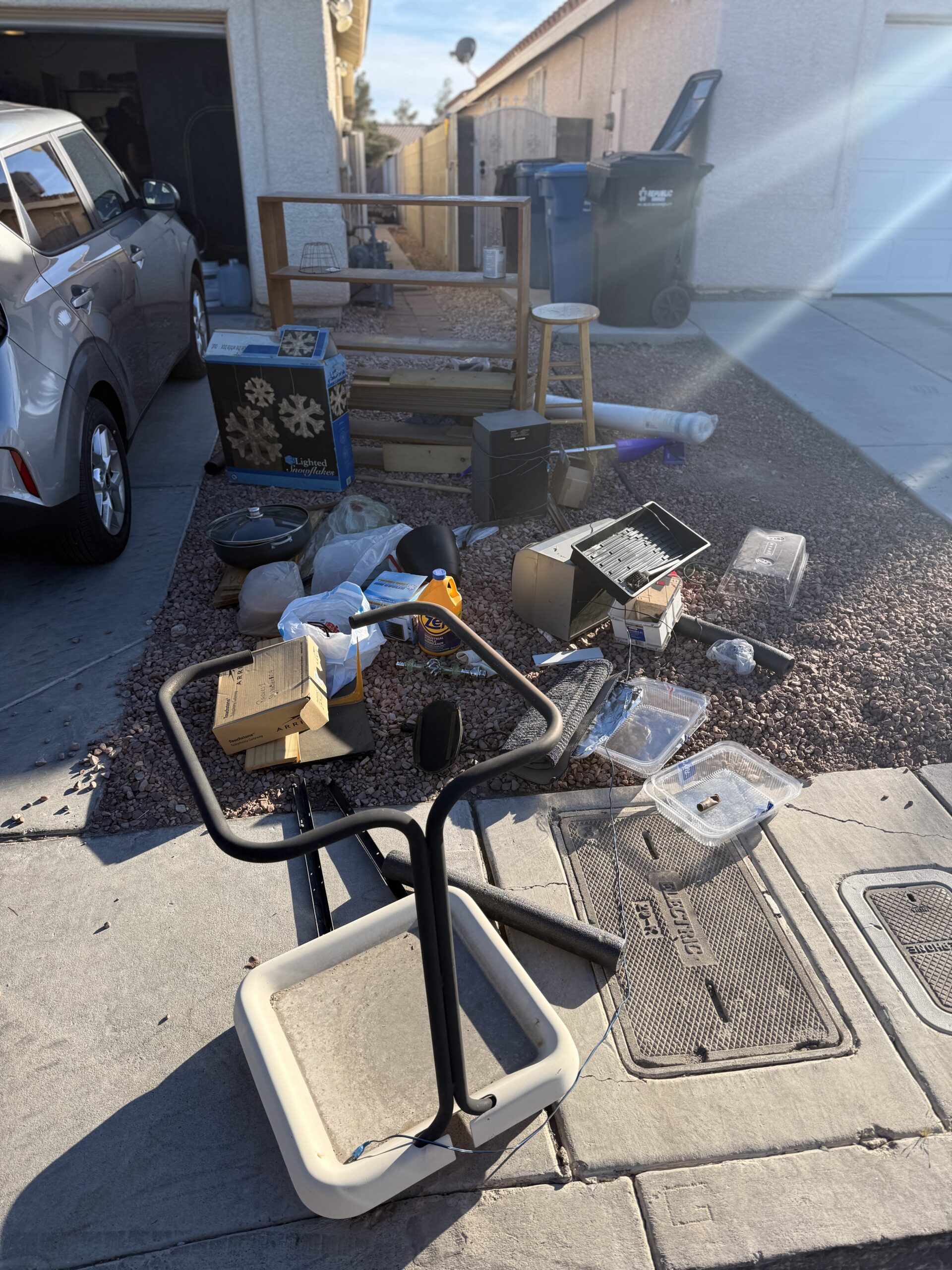 Before: Massive residential property cleanout and junk hauling in Las Vegas NV